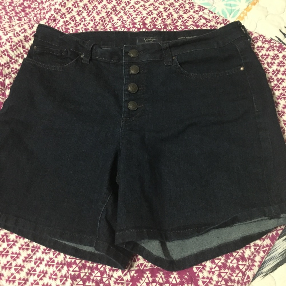 Jessica Simpson shorts